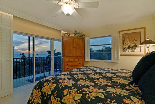 This bedroom is beautifully photographed, really highlighting that AMAZING view!  This Florida home is listed for $495,900 by Judy Hansen of Coldwell Banker.  Click the photograph to view more of this listing.  Click here to view more listings of Judy Hansen's.